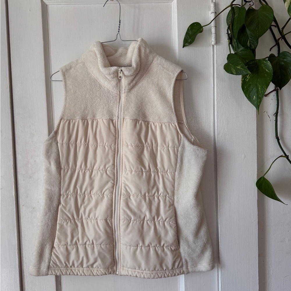 Fila Women's Off-White Quilted Vest